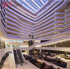 世界建筑文化之旅 荷蘭史基浦機(jī)場(chǎng)希爾頓酒店3