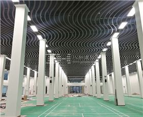 貴州興義體育中心 - 鋁單板、弧形鋁方通吊頂5