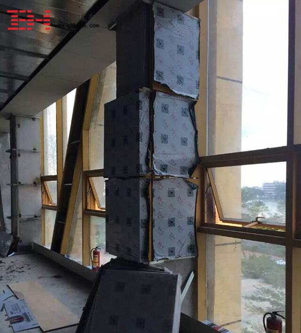 【圓大廈施工現(xiàn)場(chǎng)】室內(nèi)方形包柱鋁單板安裝